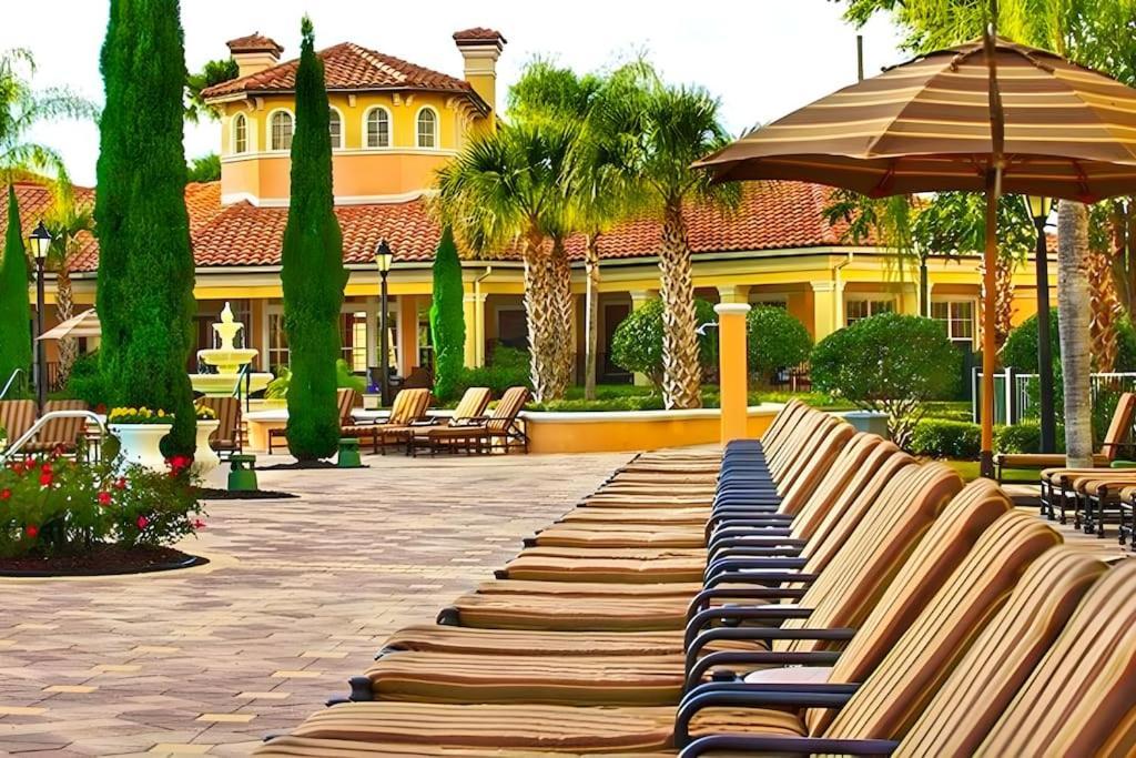 Entire Rental 3-Br Minutes From Disney X8 Hot Tub Apartment 2204 Orlando Exterior photo