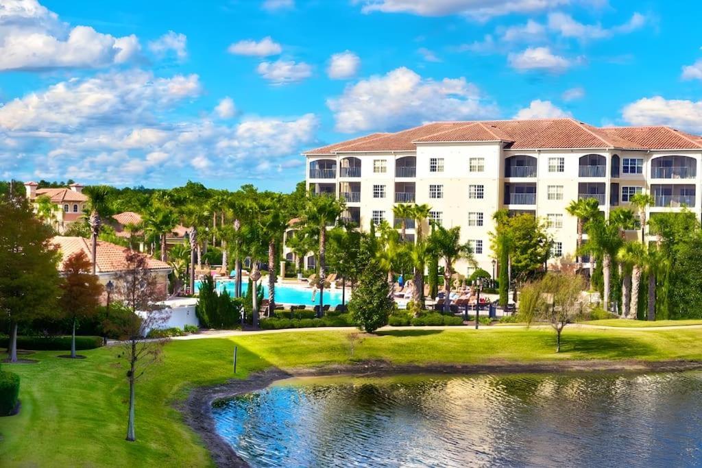 Entire Rental 3-Br Minutes From Disney X8 Hot Tub Apartment 2204 Orlando Exterior photo